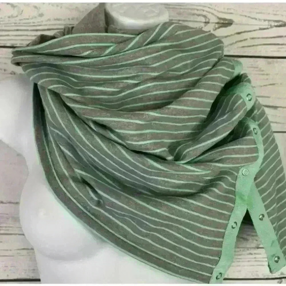 Lululemon Vinyasa Rulu Scarf Mint Green Heather Grey Knit Snap Scarf Reversible‎ - Picture 1 of 6